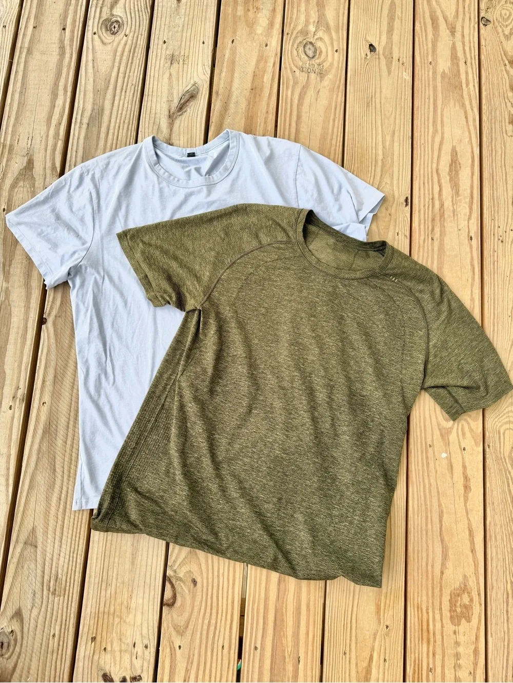 Lululemon Shirts Men’s XL Lot of 2 Light Blue Green Metal Vent Performance